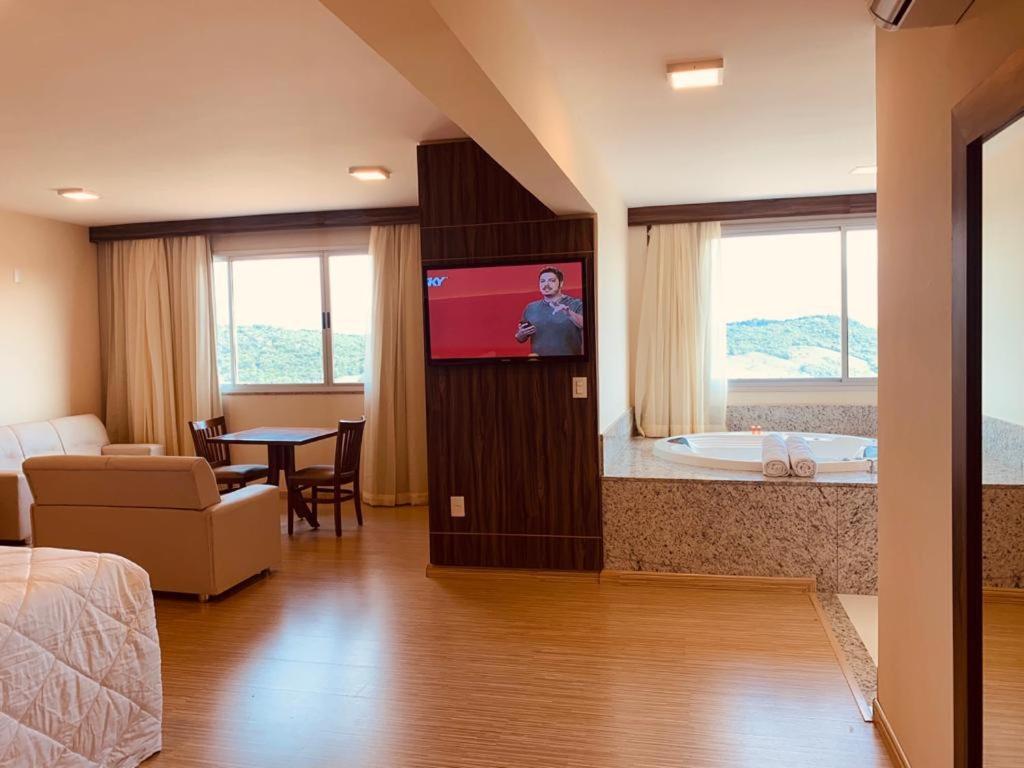 Hotel Mirante Sao Bras São Brás do Suaçuí エクステリア 写真