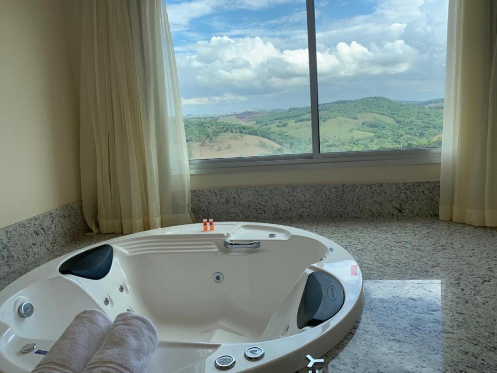 Hotel Mirante Sao Bras São Brás do Suaçuí エクステリア 写真